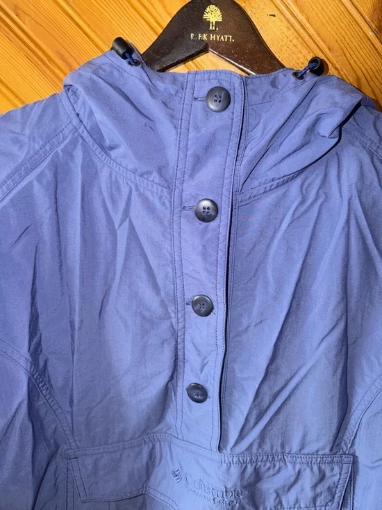 Columbia woman’s Large Anorak blue jacket. - Picture 2 of 5